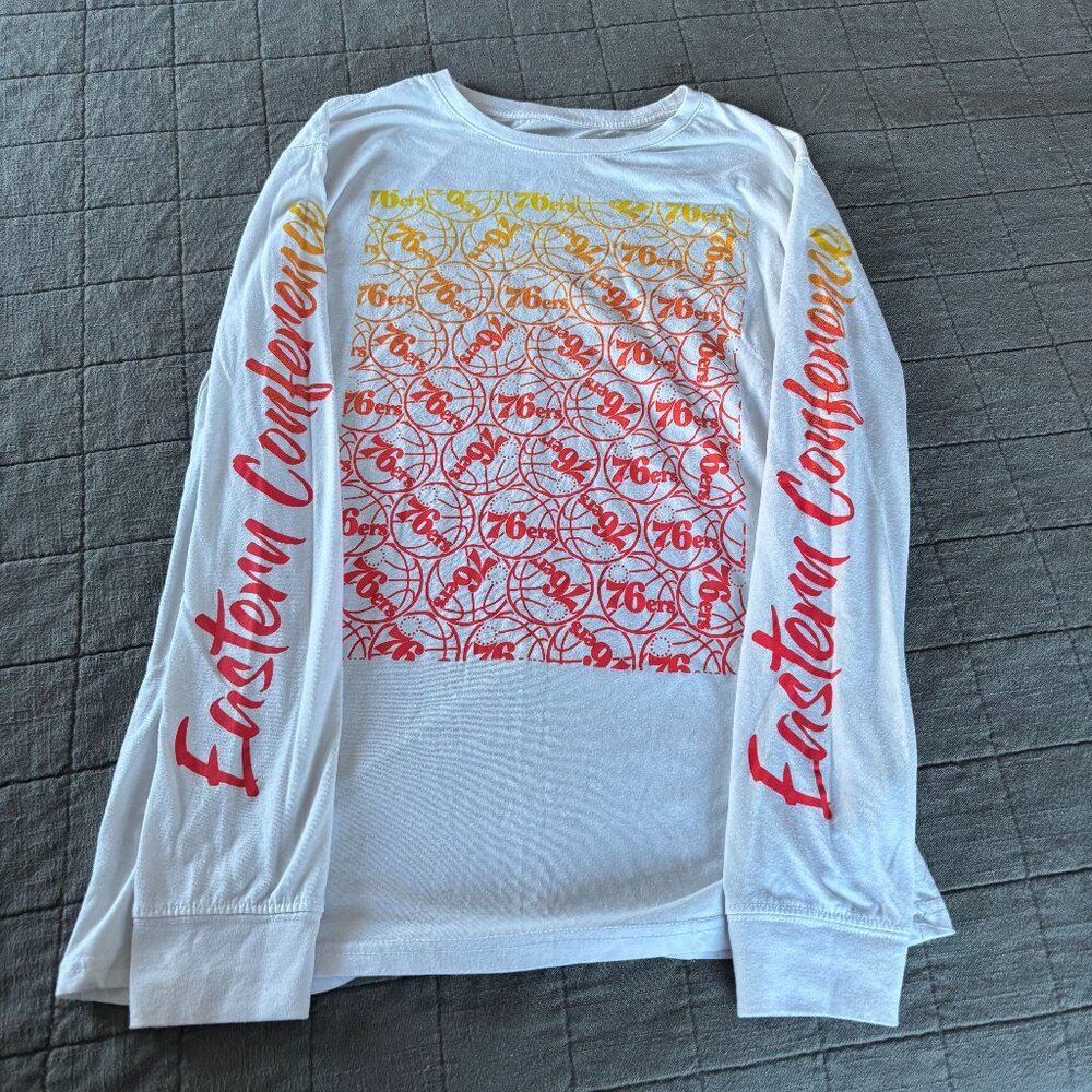 NBA Philadelphia 76ers sixers tee long sleeves Men's Medium white‎ & orange